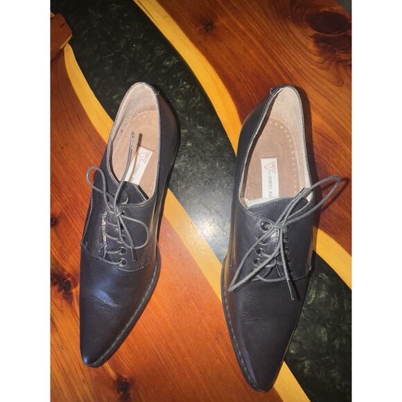 GUESS By GEORGES MARCIANO Womens Black Leather Oxford Block Heel Shoes Size 9 - Picture 2 of 6